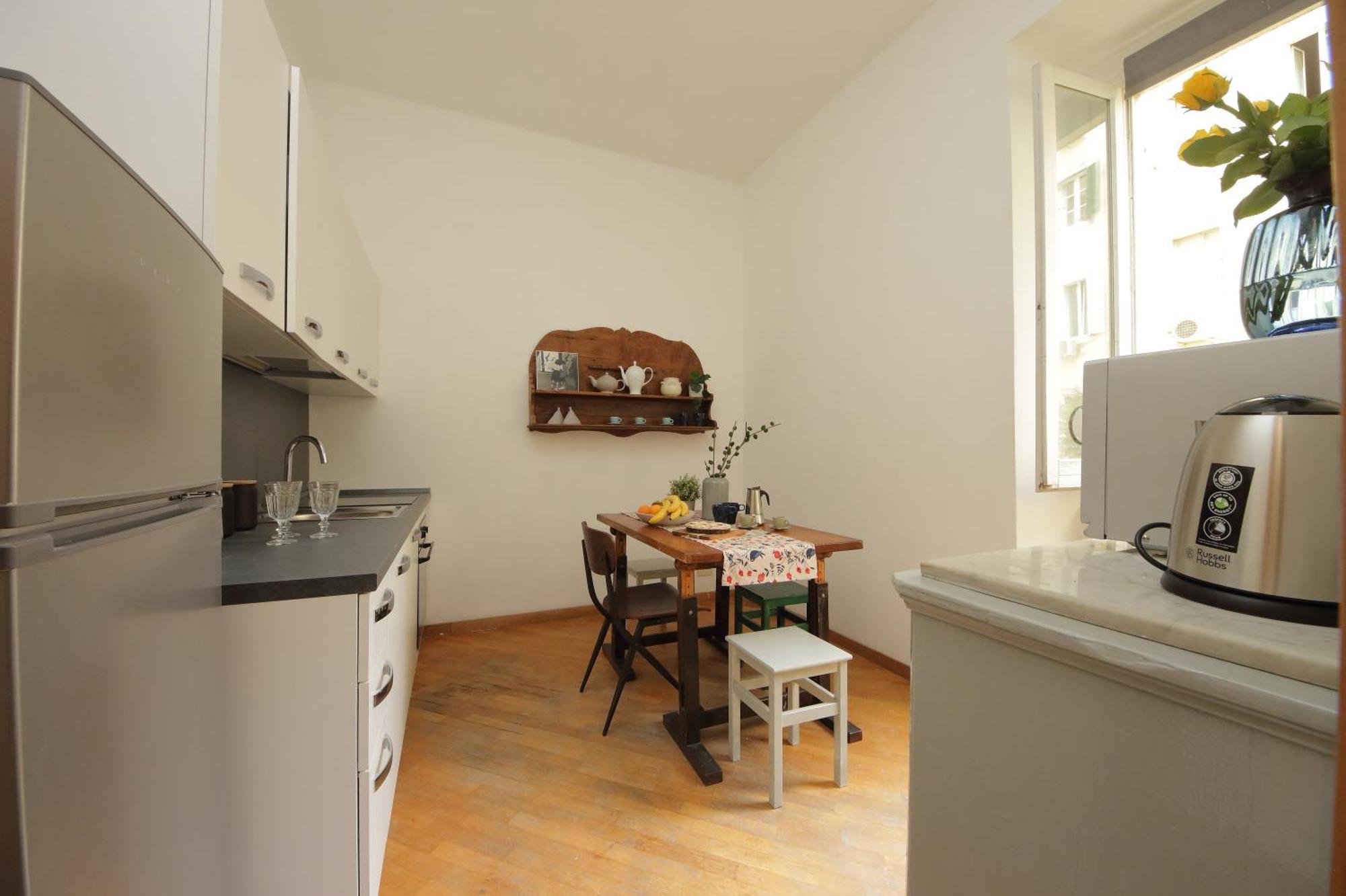 Giant Borghese Apartment *